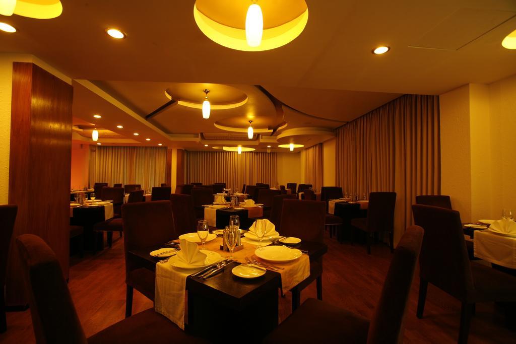 Platinum Suites Daca Exterior foto