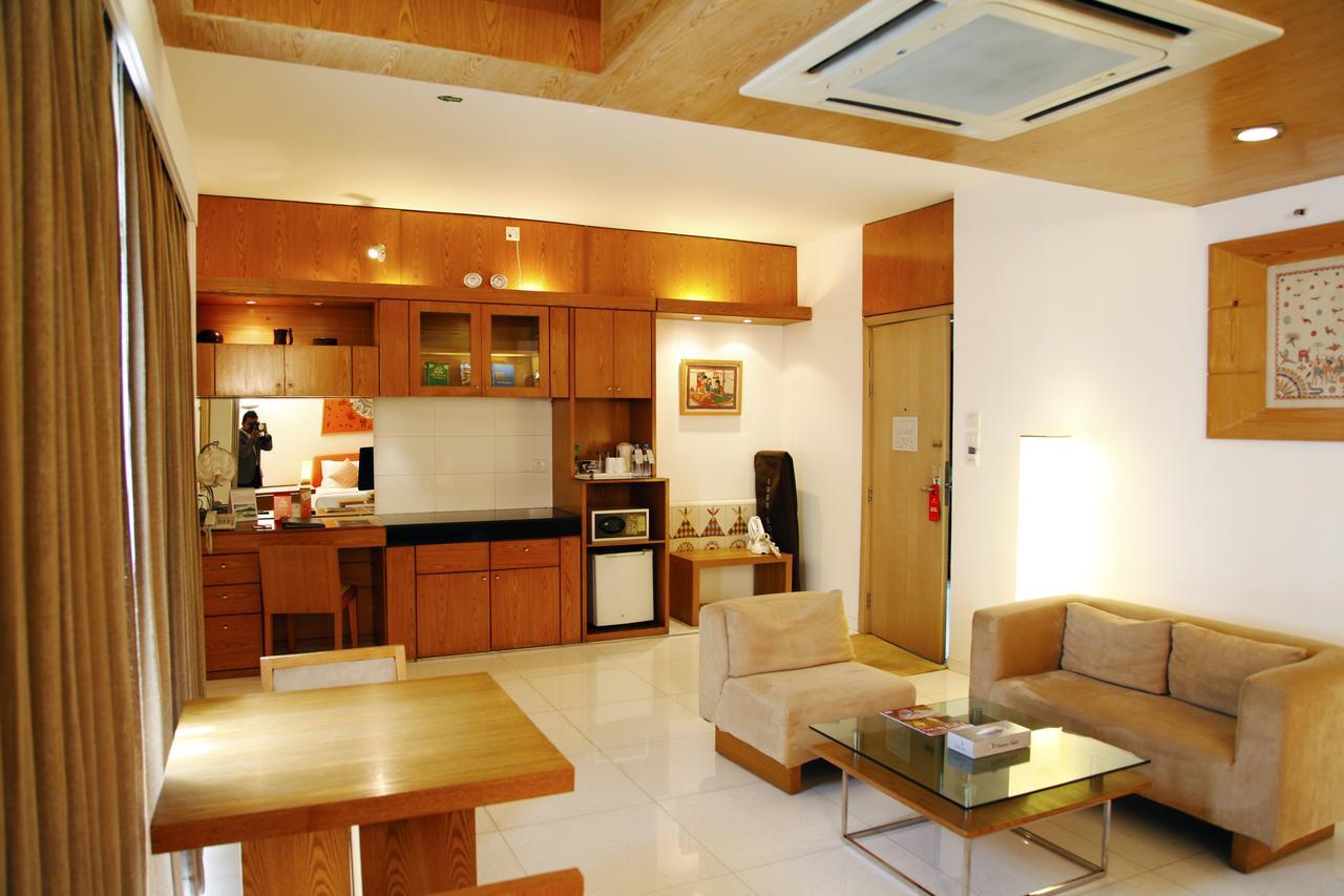 Platinum Suites Daca Exterior foto